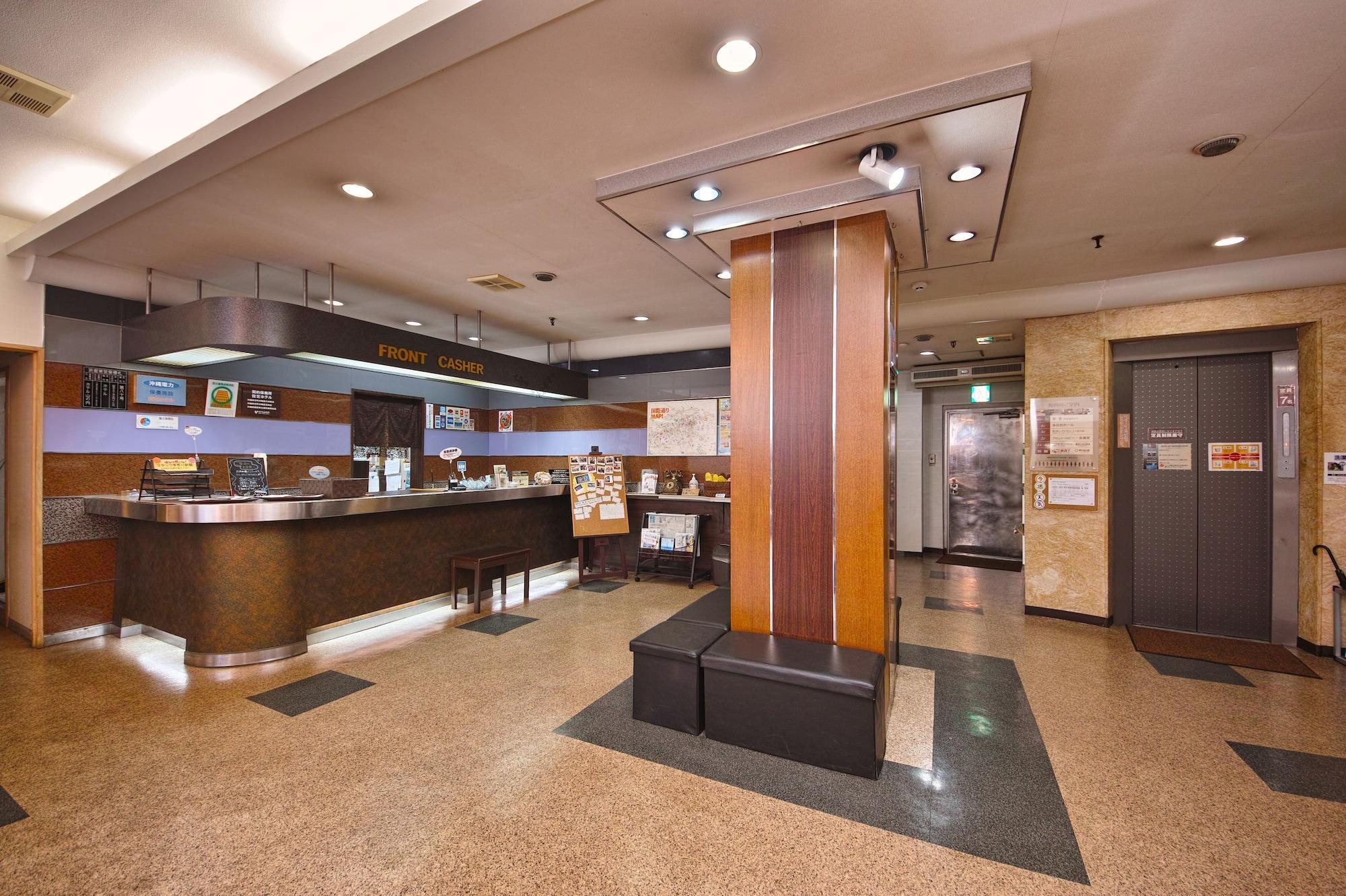 Hotel Yamanouchi Naha Buitenkant foto