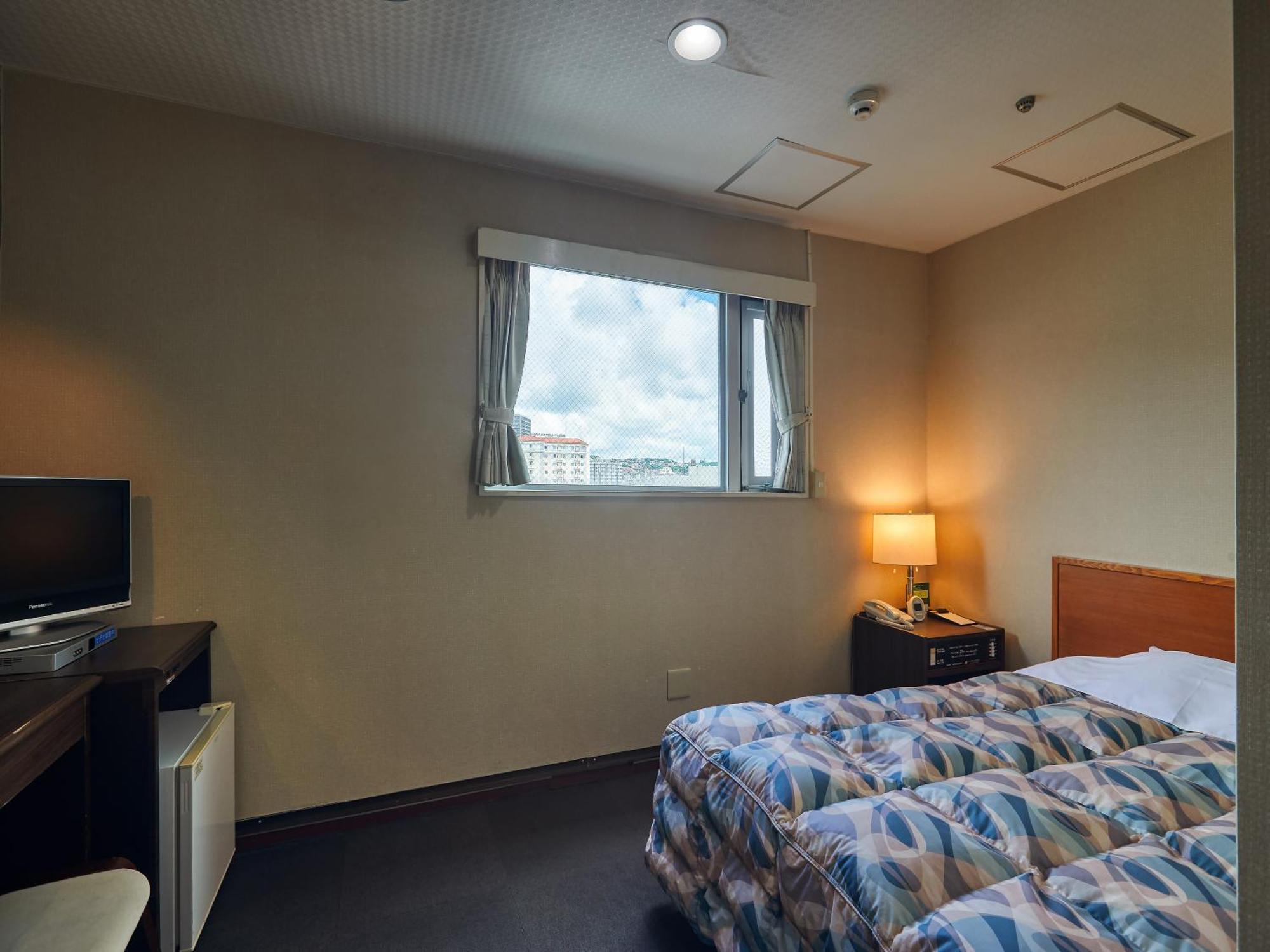 Hotel Yamanouchi Naha Buitenkant foto