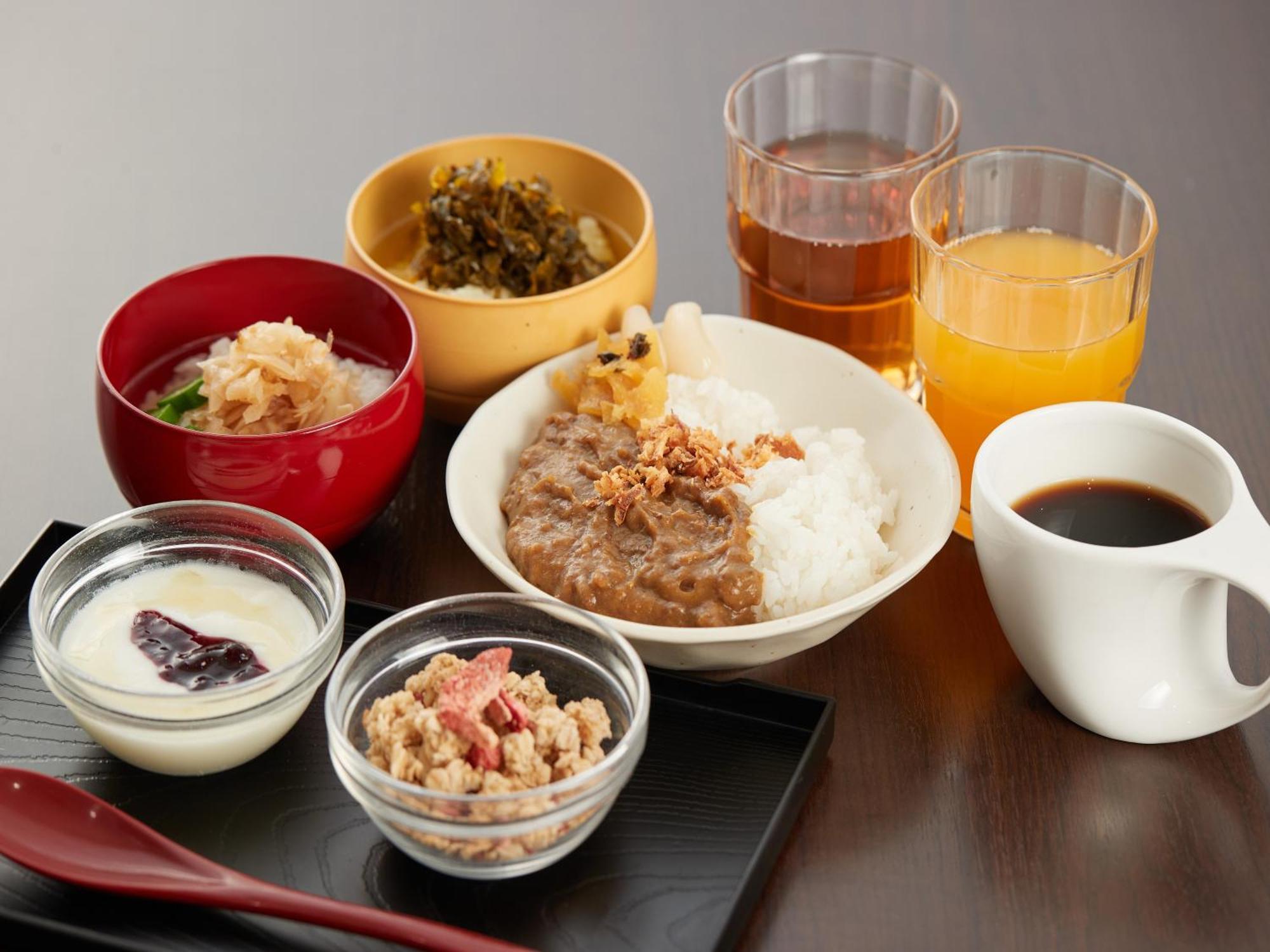 Hotel Yamanouchi Naha Buitenkant foto