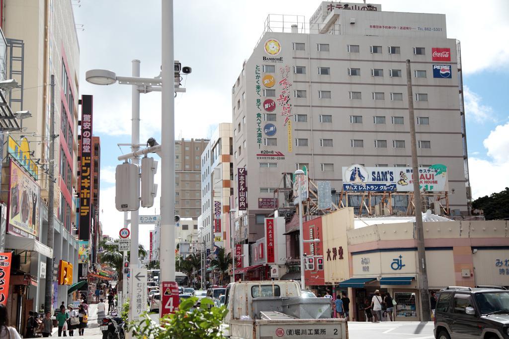 Hotel Yamanouchi Naha Buitenkant foto